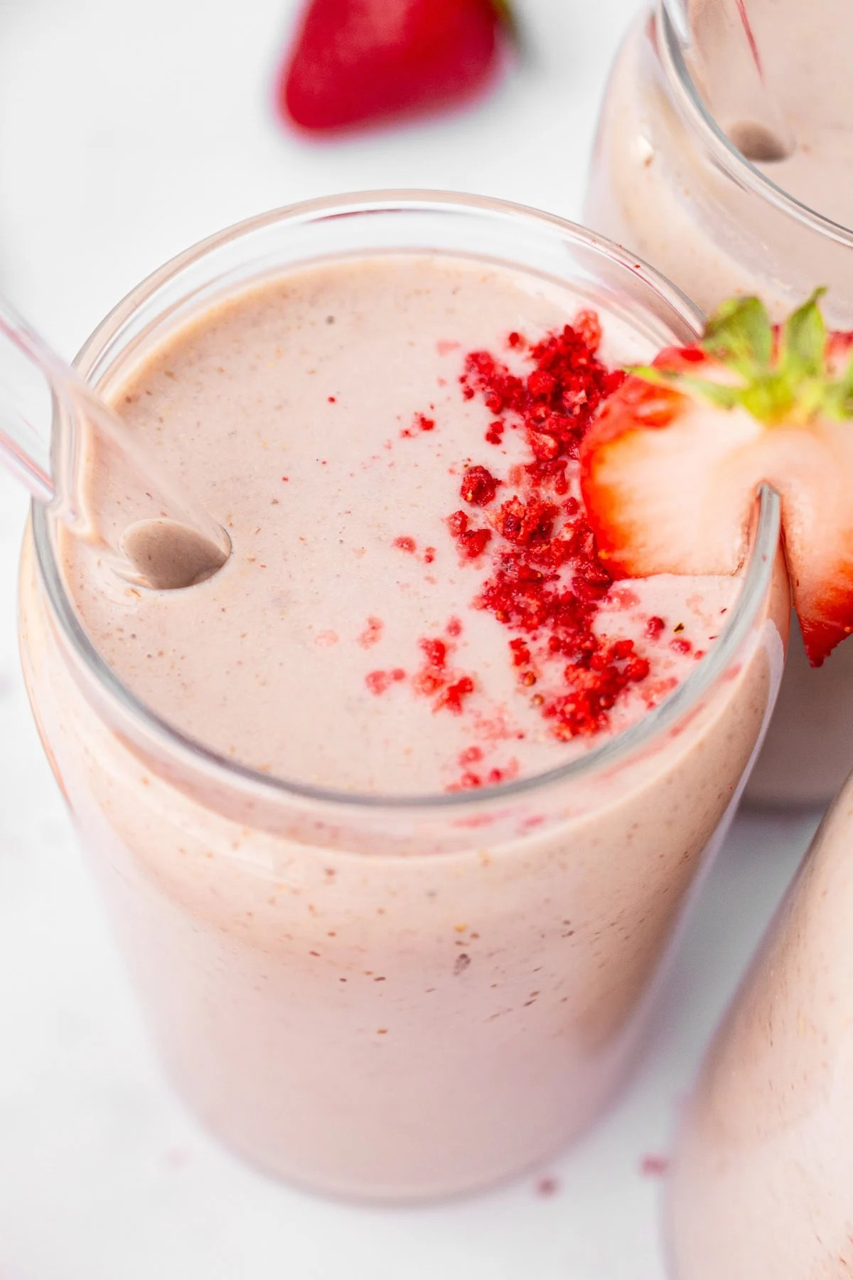 Strawberry Banana Smoothie ready to serve
